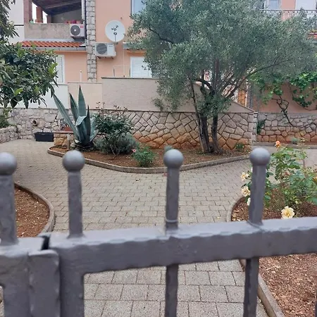 Vera Appartamento Cres
