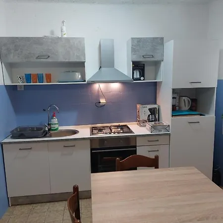 Vera Apartment