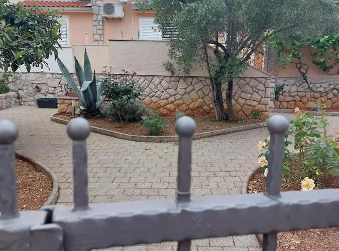 Vera Appartement Cres